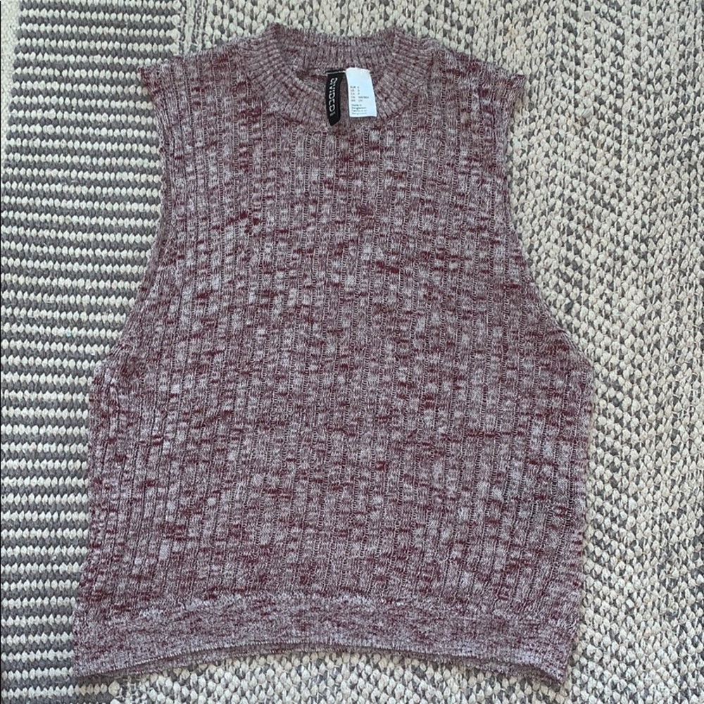 Sleeveless Knit Sweater Top